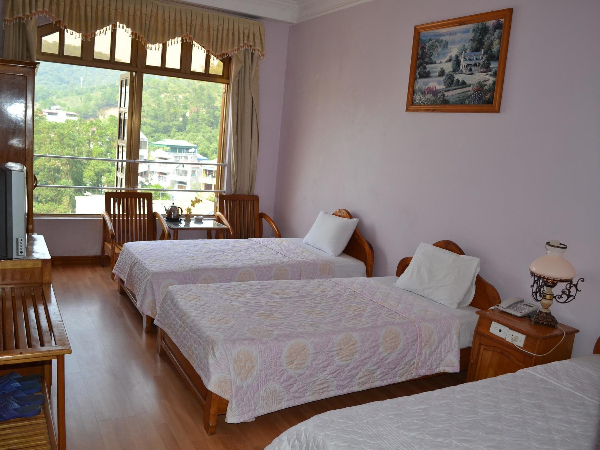 Ngoc Lan Hotel Ha Long Exterior photo