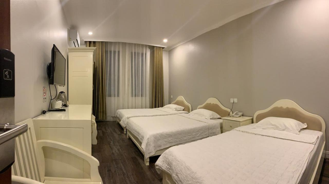 Ngoc Lan Hotel Ha Long Exterior photo