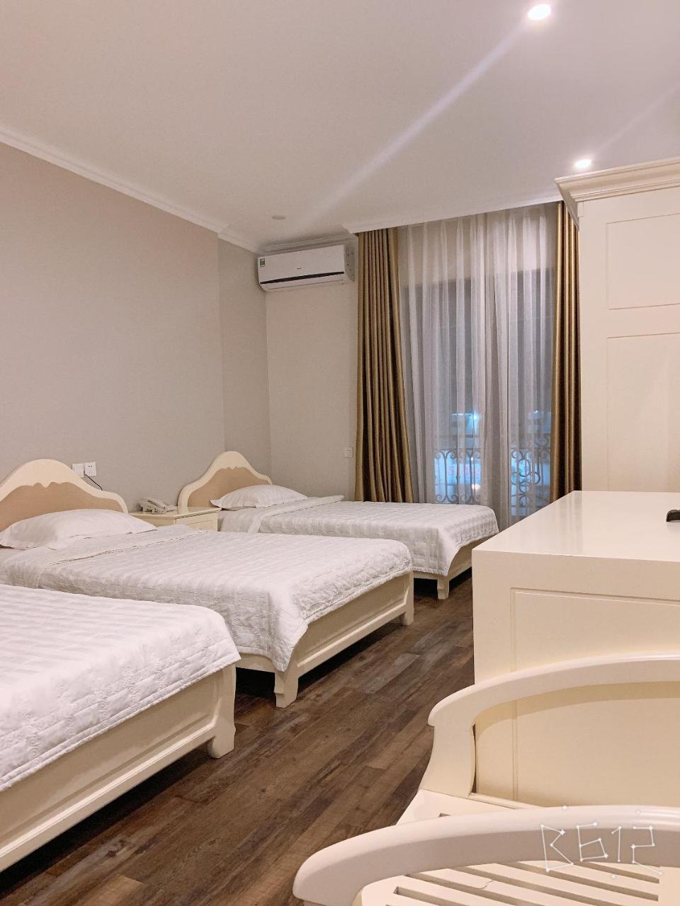 Ngoc Lan Hotel Ha Long Exterior photo